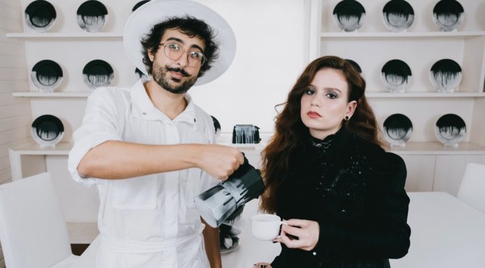 Zeeba e Carol Biazin lançam música e clipe novo. Confira!