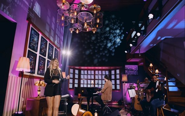 Marília Mendonça lança “Rosa Embriagada” seu mais novo single autoral. Confira!