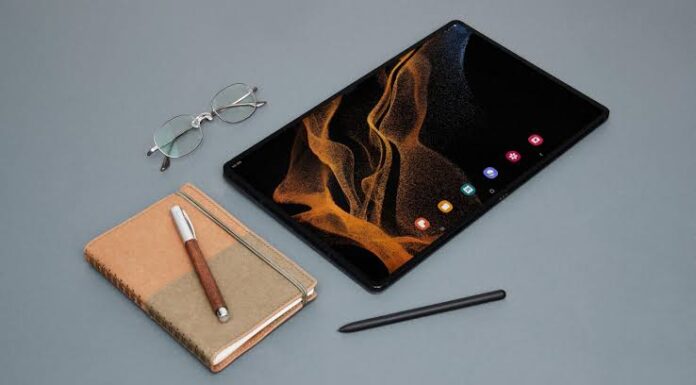 Samsung lança Galaxy Tab S8 no Brasil