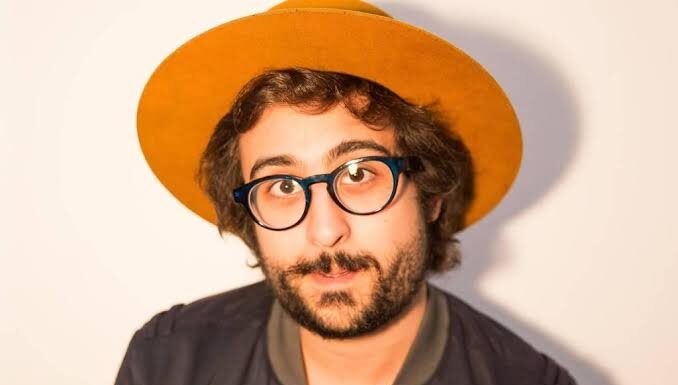 Zeeba anuncia show de lançamento para seu próximo álbum, “Tudo ao Contrário”