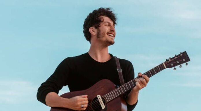 “Bryan Behr – Remix Pack” apresenta os sucessos do cantor de forma envolvente. Confira