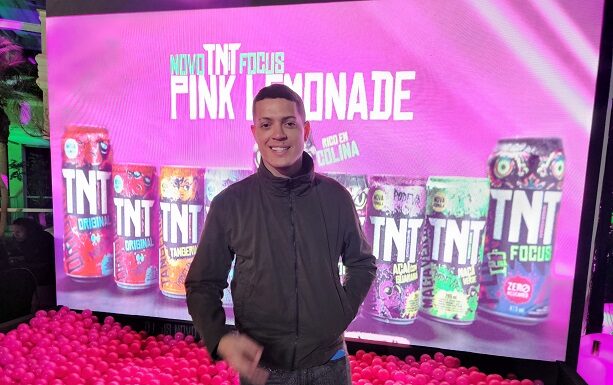 Fomos no lançamento do energético “TNT Focus Pink Lemonade” em mansão gamer. Se liga!