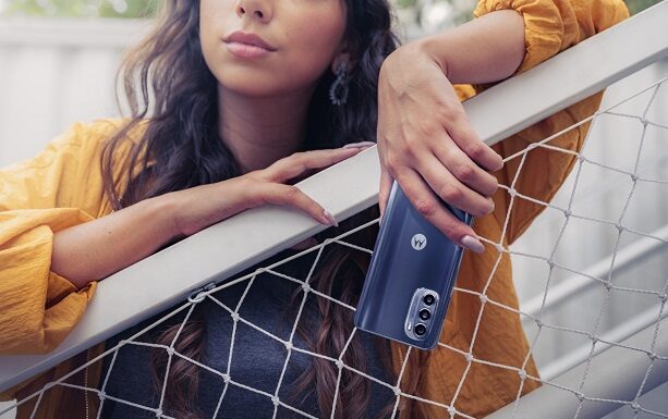 Motorola lança Moto G52 e Moto E32 celulares que cabem no seu bolso, confira!