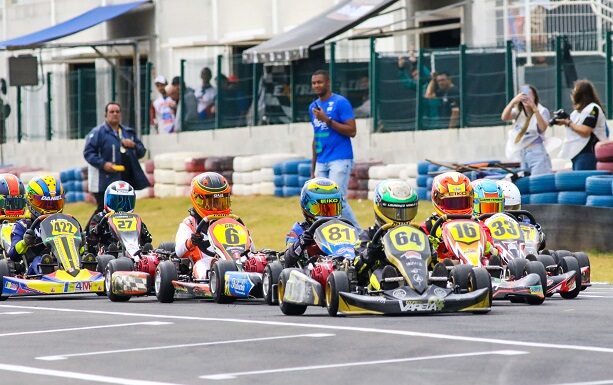 Pilotos durante a corrida