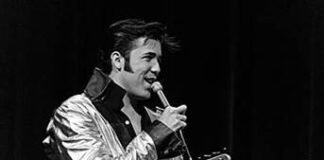 Imagem do Elvis Presley cantando