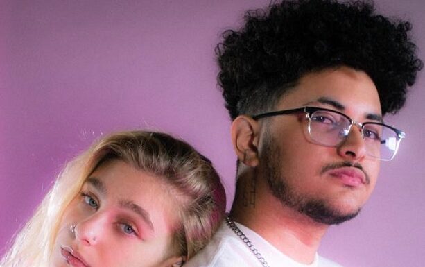 Após lançar Mixtape “Facetime”, Juliah lança coleção com marca de streetwear Brasiliense