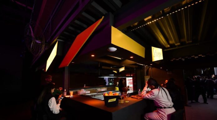 Coca-Cola FEMSA Brasil e Schweppes marcam presença no SPFW.