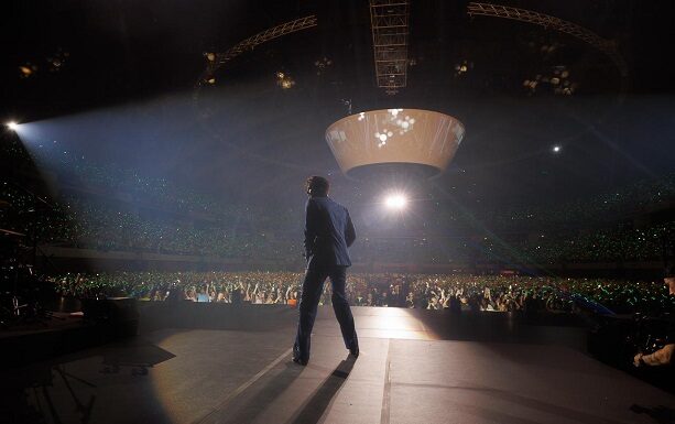 Turnê de Luan Santana em Portugal rende Especial na Record