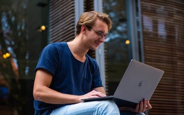 Prouni 2023, como se inscrever com a nota do Enem.