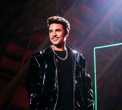 Gah Bernardes revela primeira faixa de seu novo DVD “Descontrole Emocional”