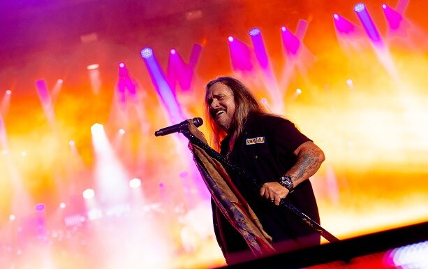 Roqueiros “invadem” Jaguariúna Rodeo Festival para show histórico de Lynyrd Skynyrd