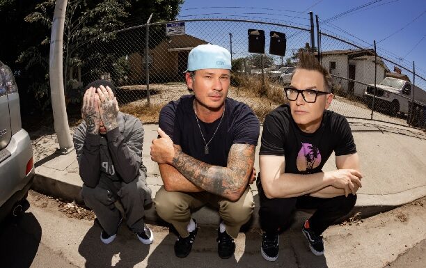 Blink-182 está de volta com tudo: novo album “One More Time”