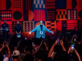 Péricles lança “Calendário – Ao Vivo” com faixa principal “Daquele Jeitão”