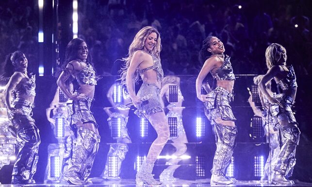 Shakira surpreende com show histórico na Copa América 2024!