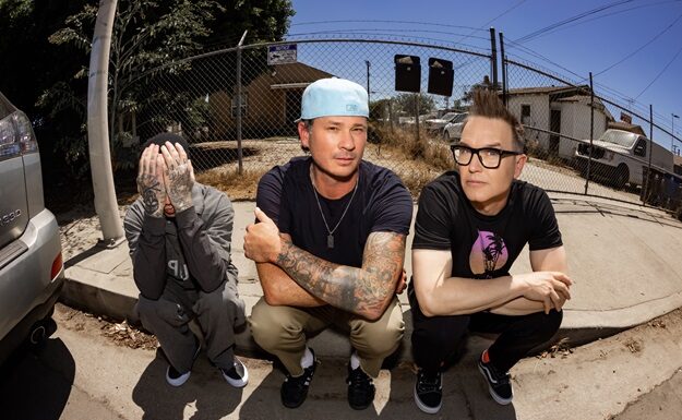 blink-182 lança novas faixas e expande sucesso de “ONE MORE TIME…”
