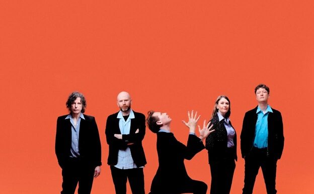 Franz Ferdinand anuncia novo álbum “The Human Fear” com lançamento em janeiro de 2025