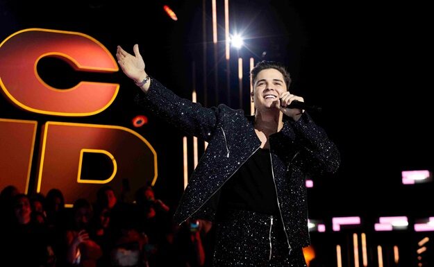 Eric Land faz festa incrível com grandes nomes da música em São Paulo! ✨