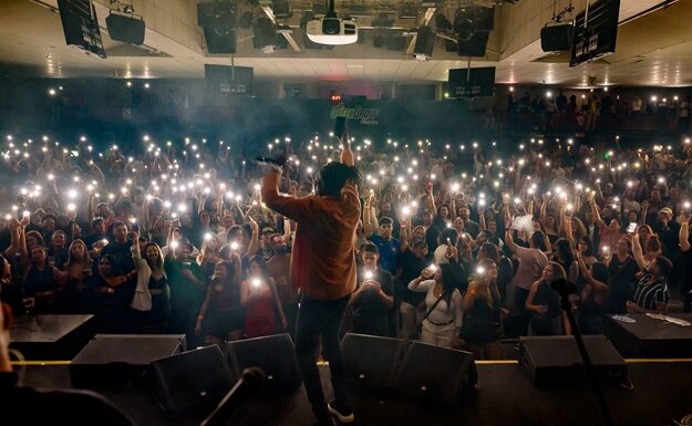 Pixote encanta a Europa com turnê histórica em celebração aos 30 anos de carreira