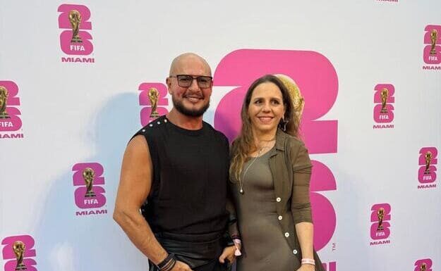 Rubem Robierb cria pôster oficial de Miami para a Copa do Mundo FIFA 2026!