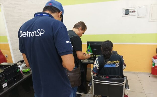 Procon-SP e Detran-SP fiscalizam 24 autoescolas e encontram irregularidades graves!