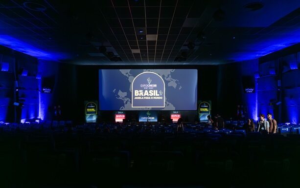 EXPOCINE 2025 abre em São Paulo com homenagens