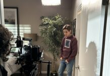 In Between The Lines une humor, parceria e coração no novo curta