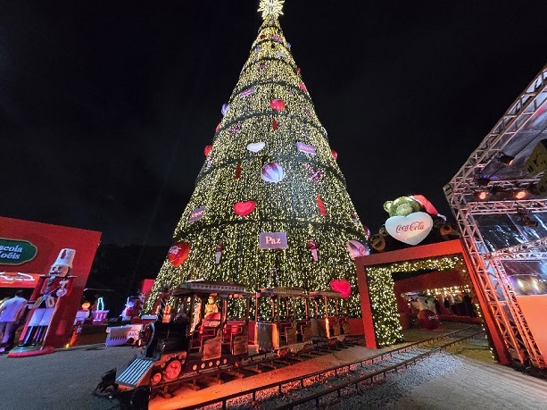 rick nóbrega_caravana_árvore de natal coca cola femsa