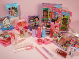 Fenzza lança coleção de maquiagem inspirada nas Princesas Disney!
