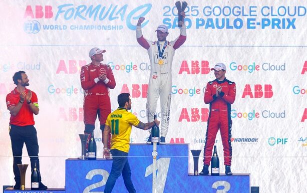 Jake Dennis domina o E-Prix de São Paulo 2025