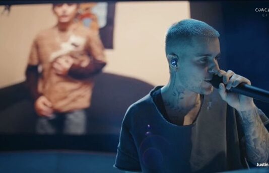 Justin Bieber faz retorno aos palcos no Coachella 2026