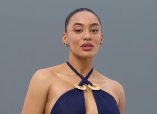 Rennova entra em campo com time de influenciadoras