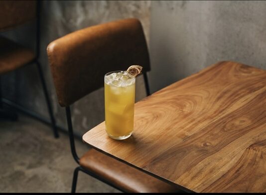 Geração Z dá um chega pra lá no álcool e impulsiona onda dos mocktails