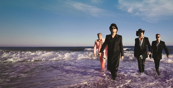 PHOTO WIDE VERSION - U2 - Street Of Dreams - CREDT-Viviane Sassen