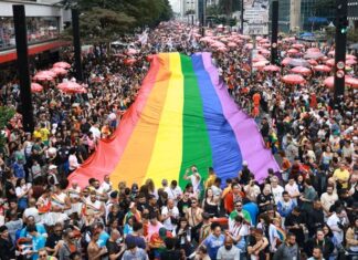 Parada LGBT de São Paulo: Com queda de patrocínios, doações individuais crescem