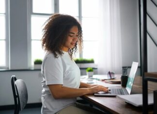 Brasil registra menor número de jovens “nem-nem” em dez anos