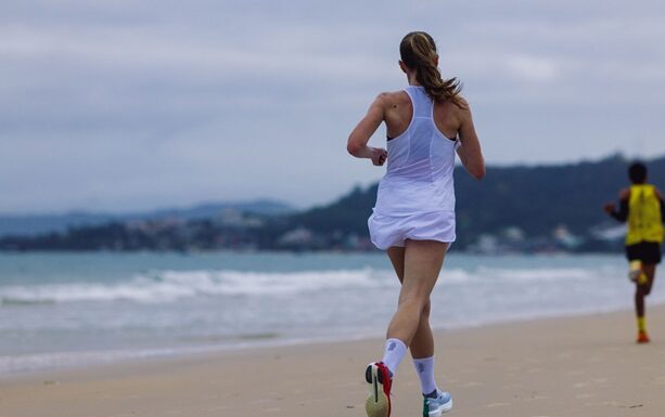 FILA desembarca na Maratona de Jurerê com atletas